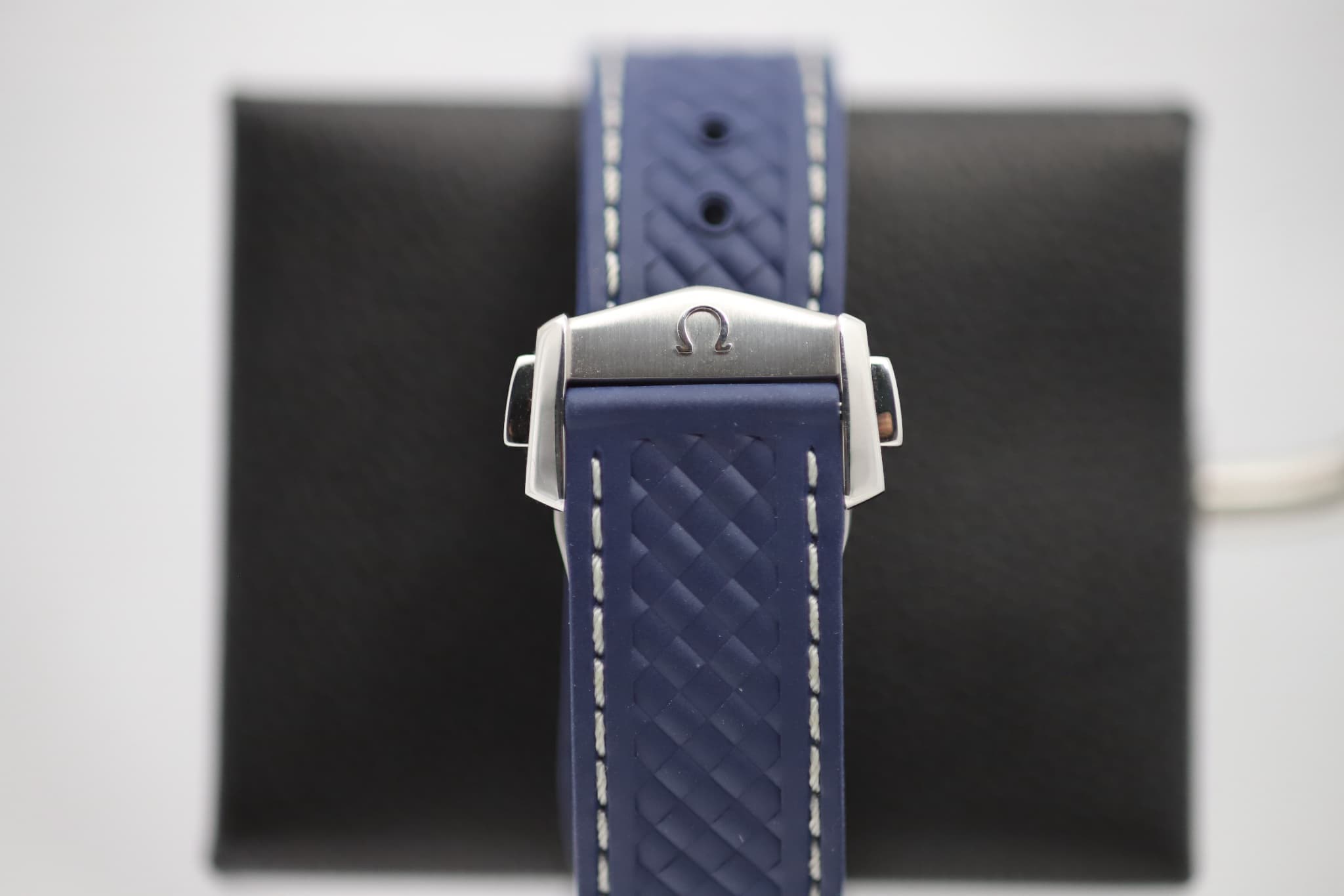 Omega Seamaster (Ref. 220.12.41.21.06.001) — photo 12