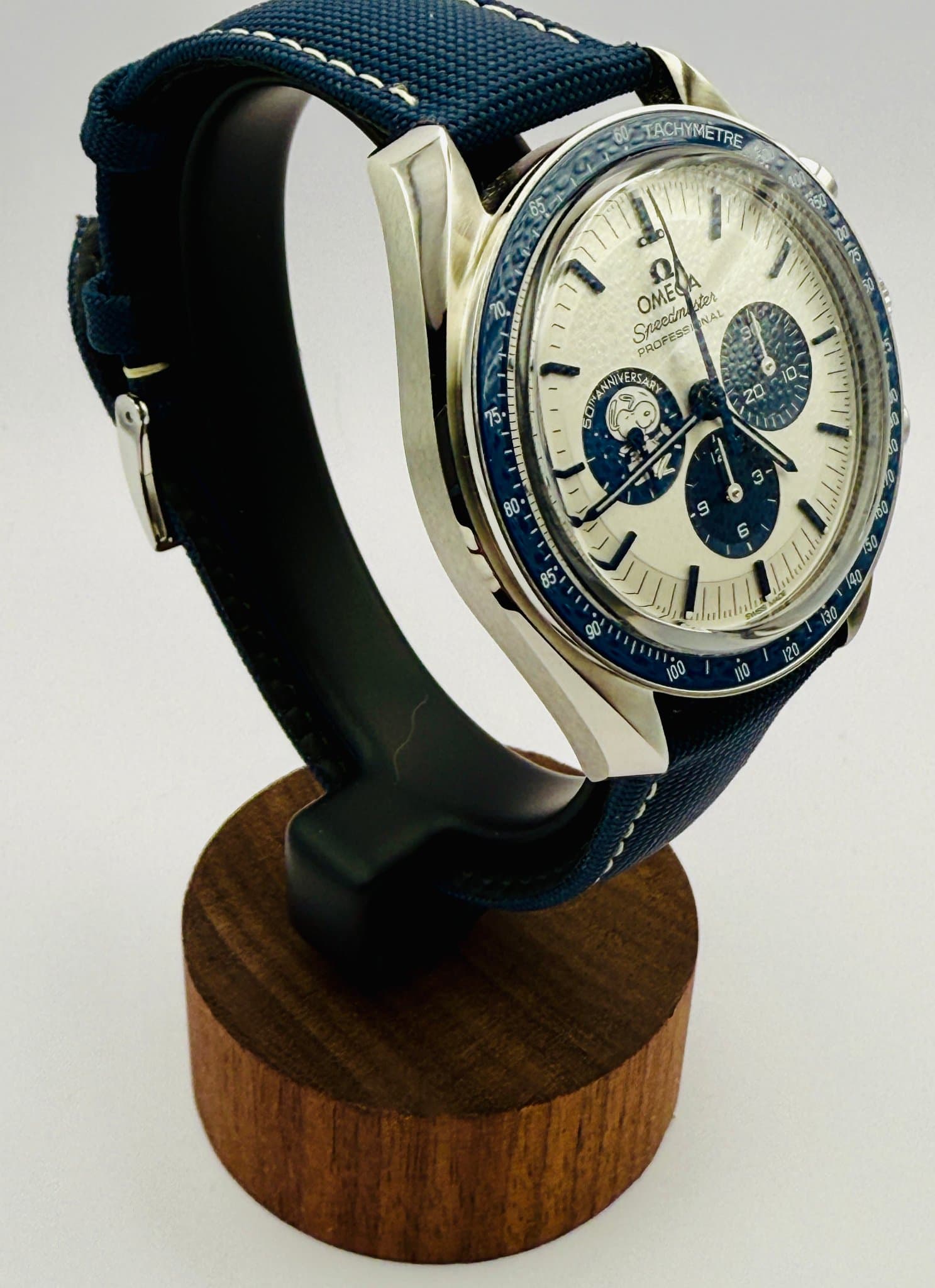 Omega Speedmaster Professional Moonwatch (Ref. 310.32.42.50.02.001) — photo 2