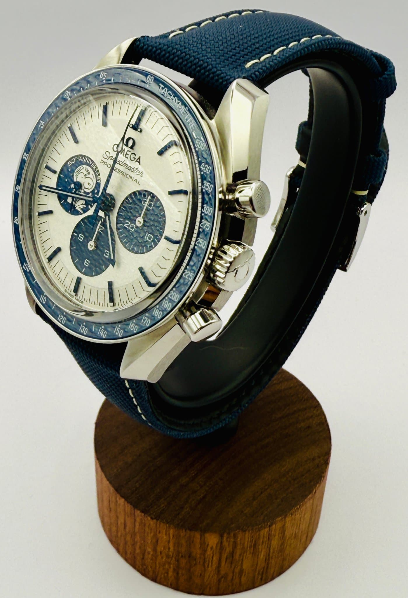 Omega Speedmaster Professional Moonwatch (Ref. 310.32.42.50.02.001) — photo 3