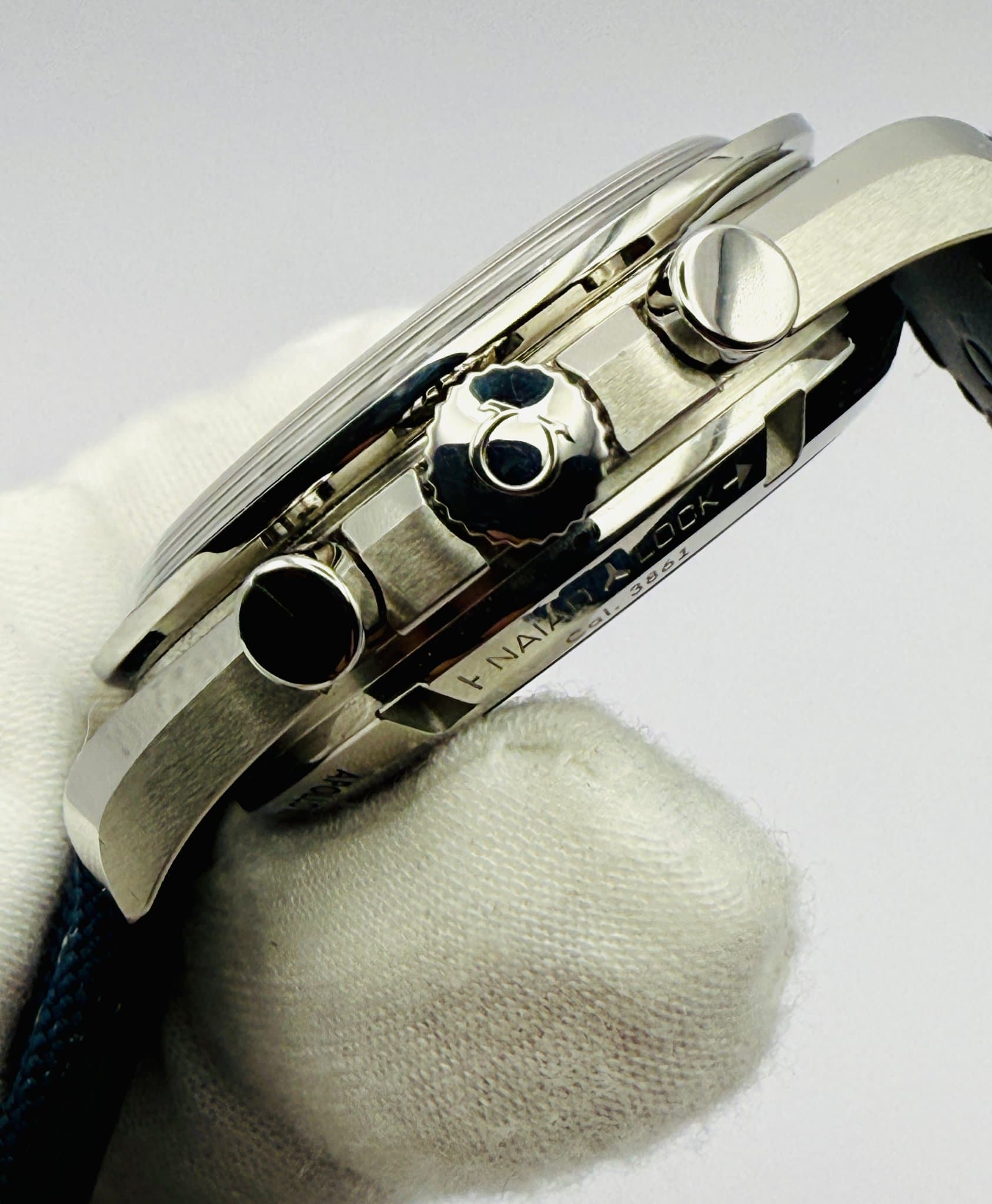 Omega Speedmaster Professional Moonwatch (Ref. 310.32.42.50.02.001) — photo 5