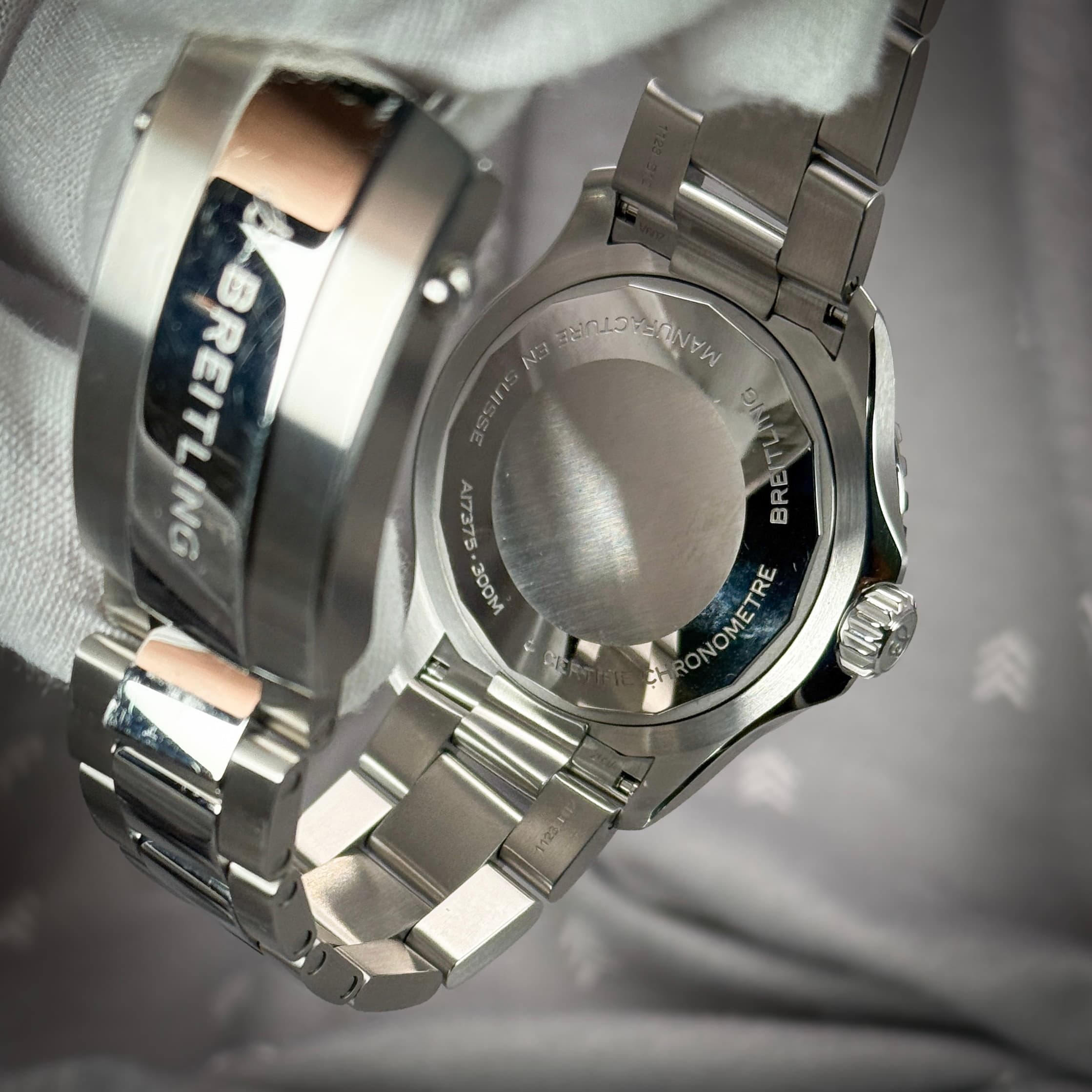 Breitling Superocean 42 (Ref. A17375E71G1A1) — photo 8