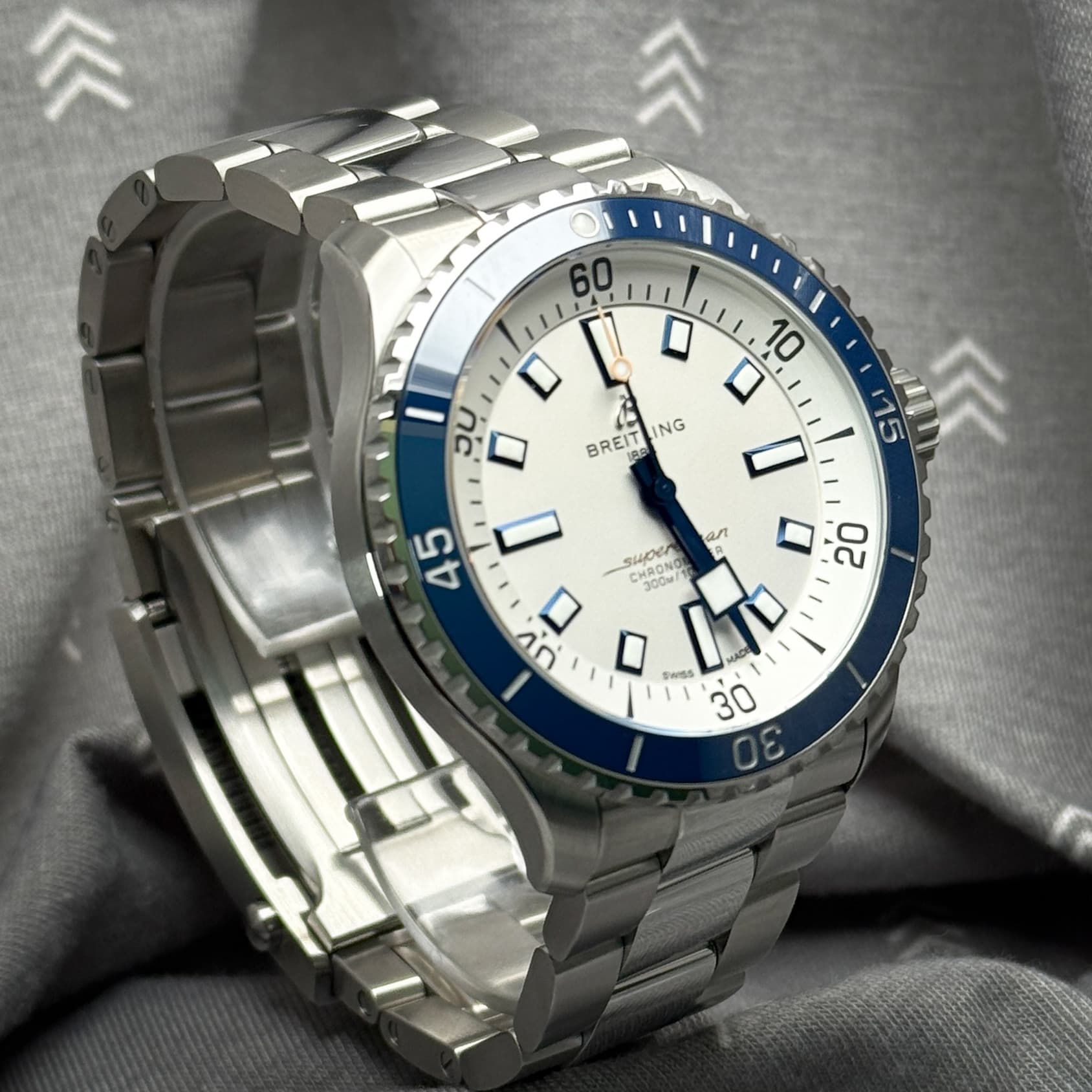 Breitling Superocean 42 (Ref. A17375E71G1A1) — photo 2