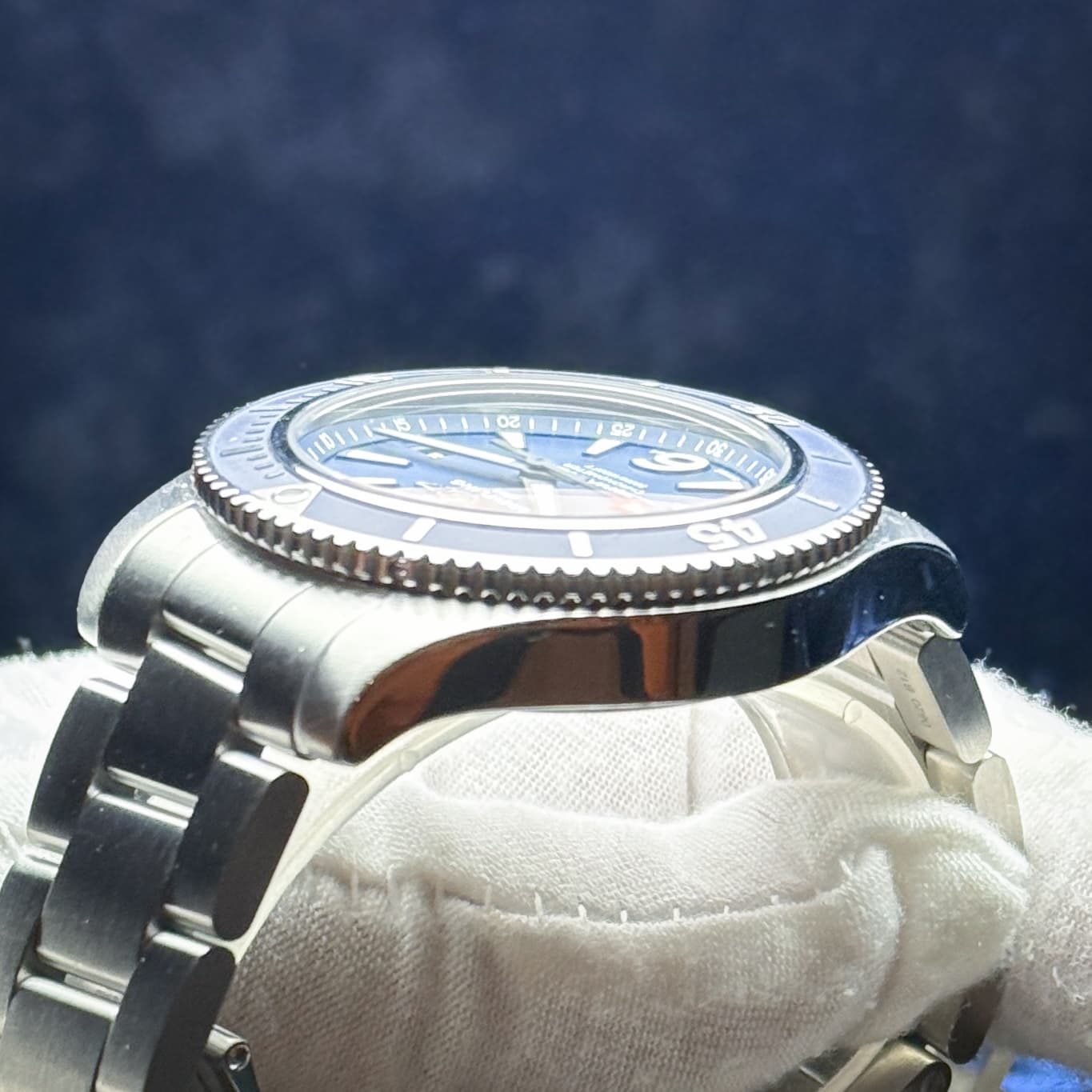 Breitling Superocean 42 (Ref. A17366D81C1A1) — photo 7