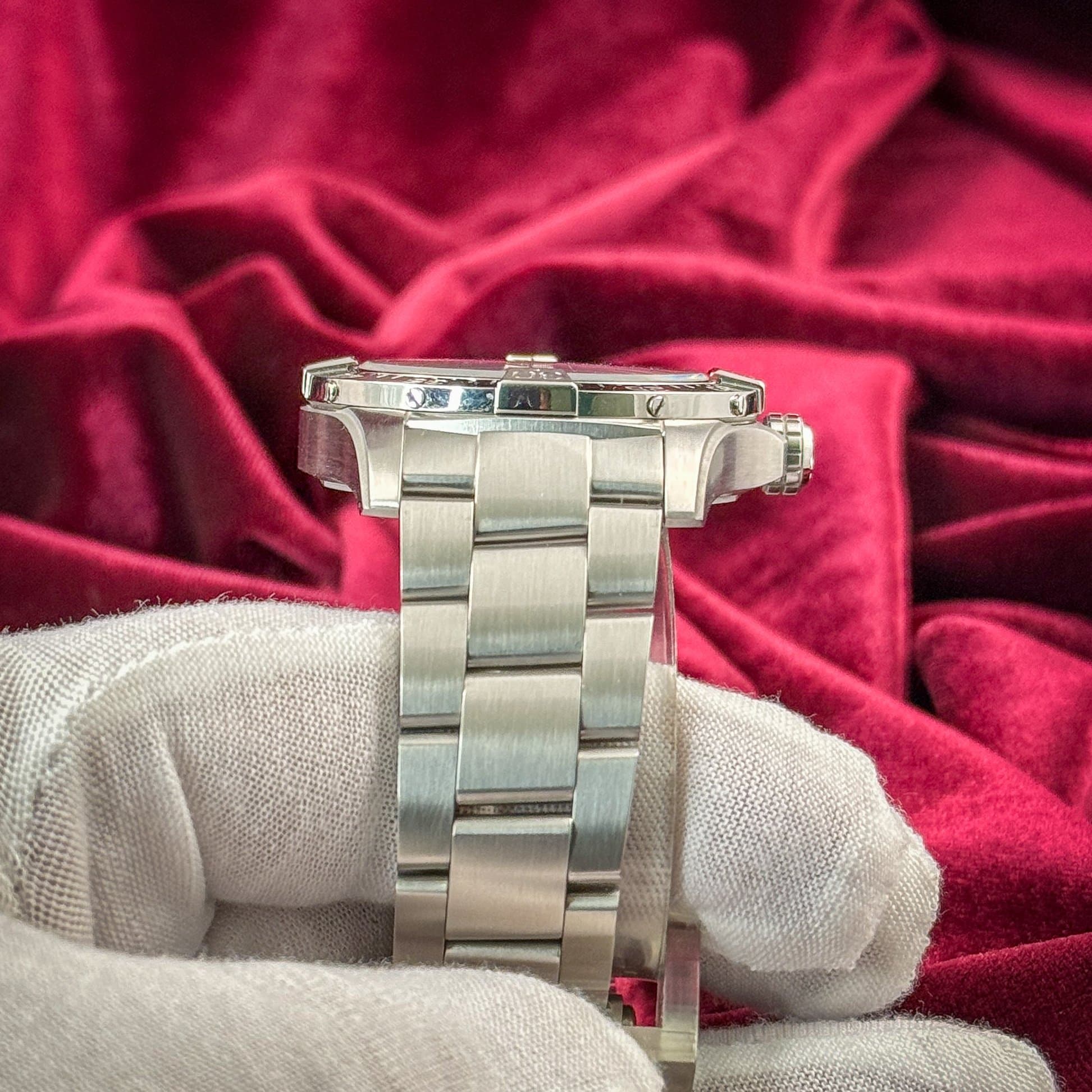 Breitling Avenger (Ref. A17328101C1A1) — photo 4