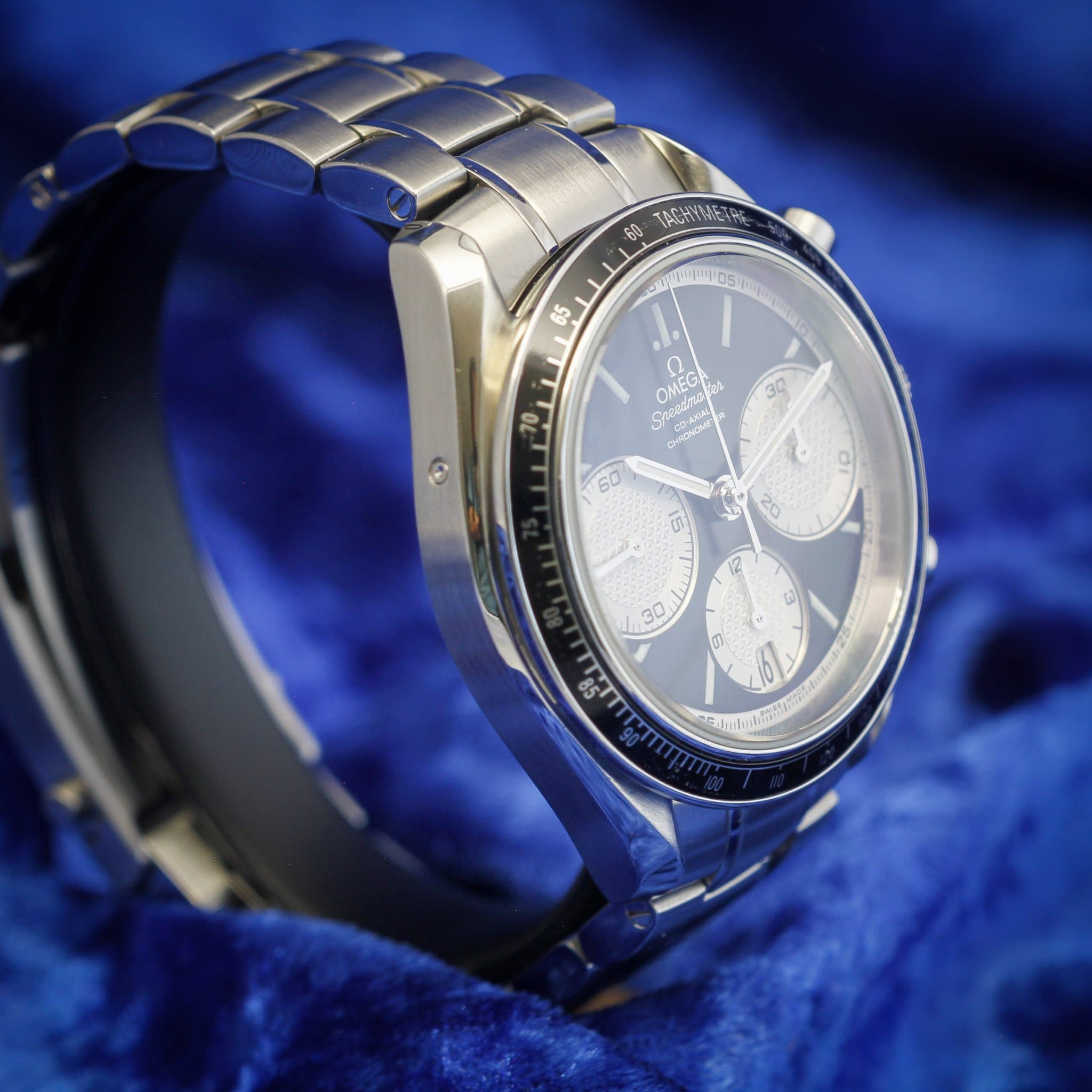 Omega Speedmaster Racing (Ref. 326.30.40.50.01.002) — photo 2