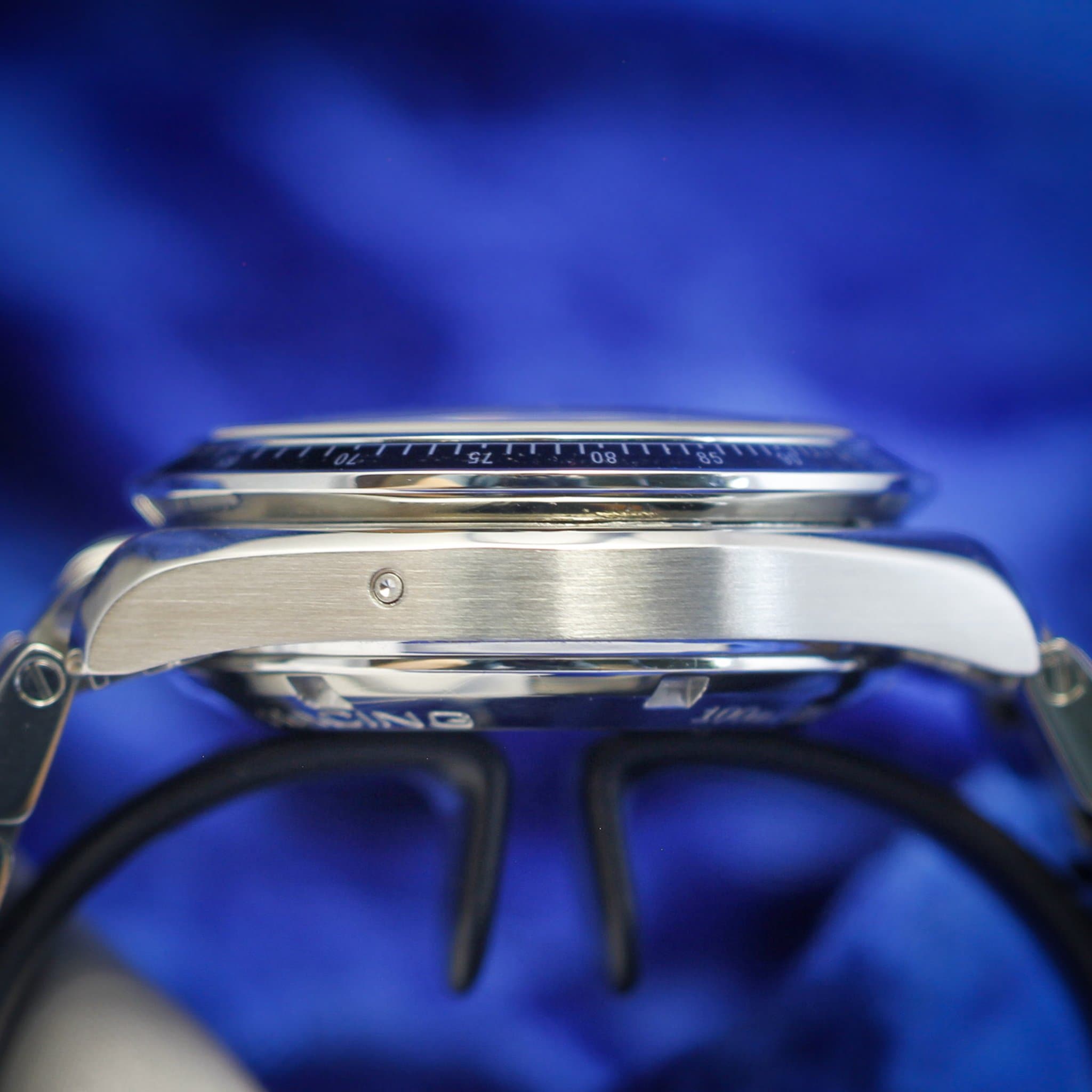 Omega Speedmaster Racing (Ref. 326.30.40.50.01.002) — photo 7