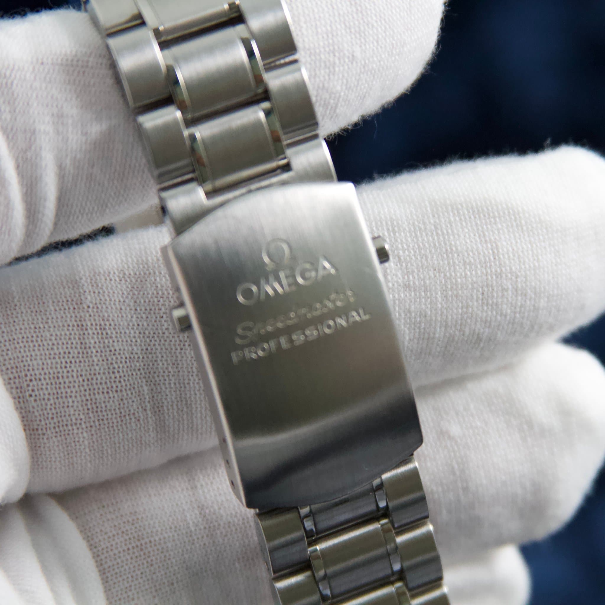 Omega Speedmaster Professional Moonwatch (Ref. 3573.50.00) — photo 10