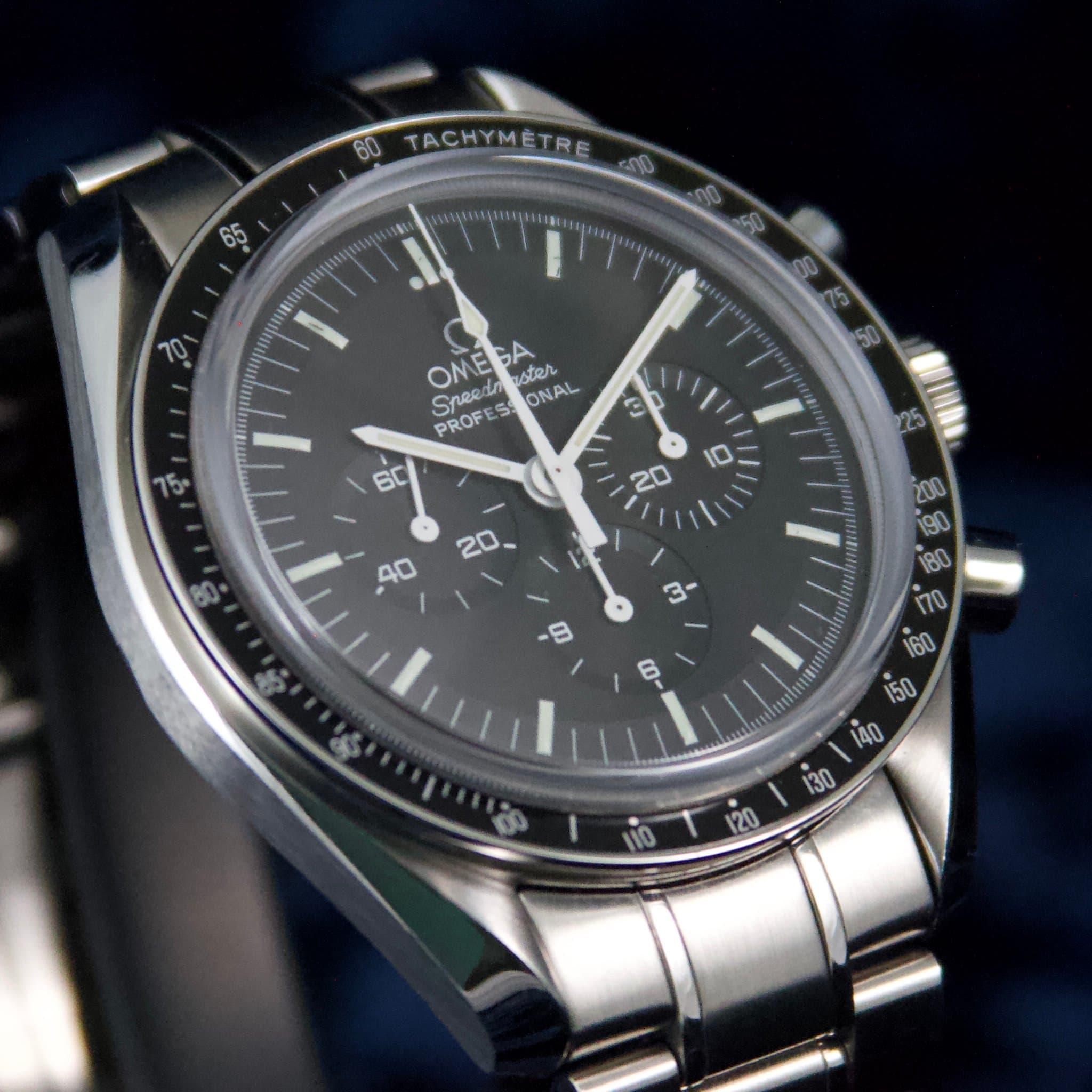 Omega Speedmaster Professional Moonwatch (Ref. 3573.50.00) — photo 3