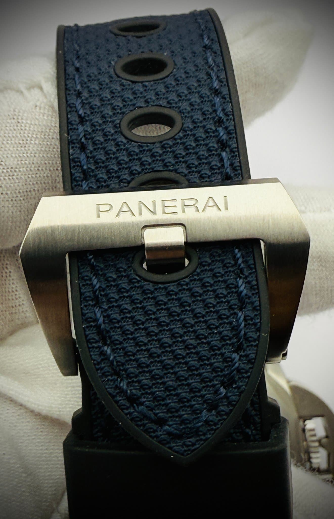 Panerai Luminor Quaranta Bitempo Luna Rossa (Ref. PAM 01404) — photo 12