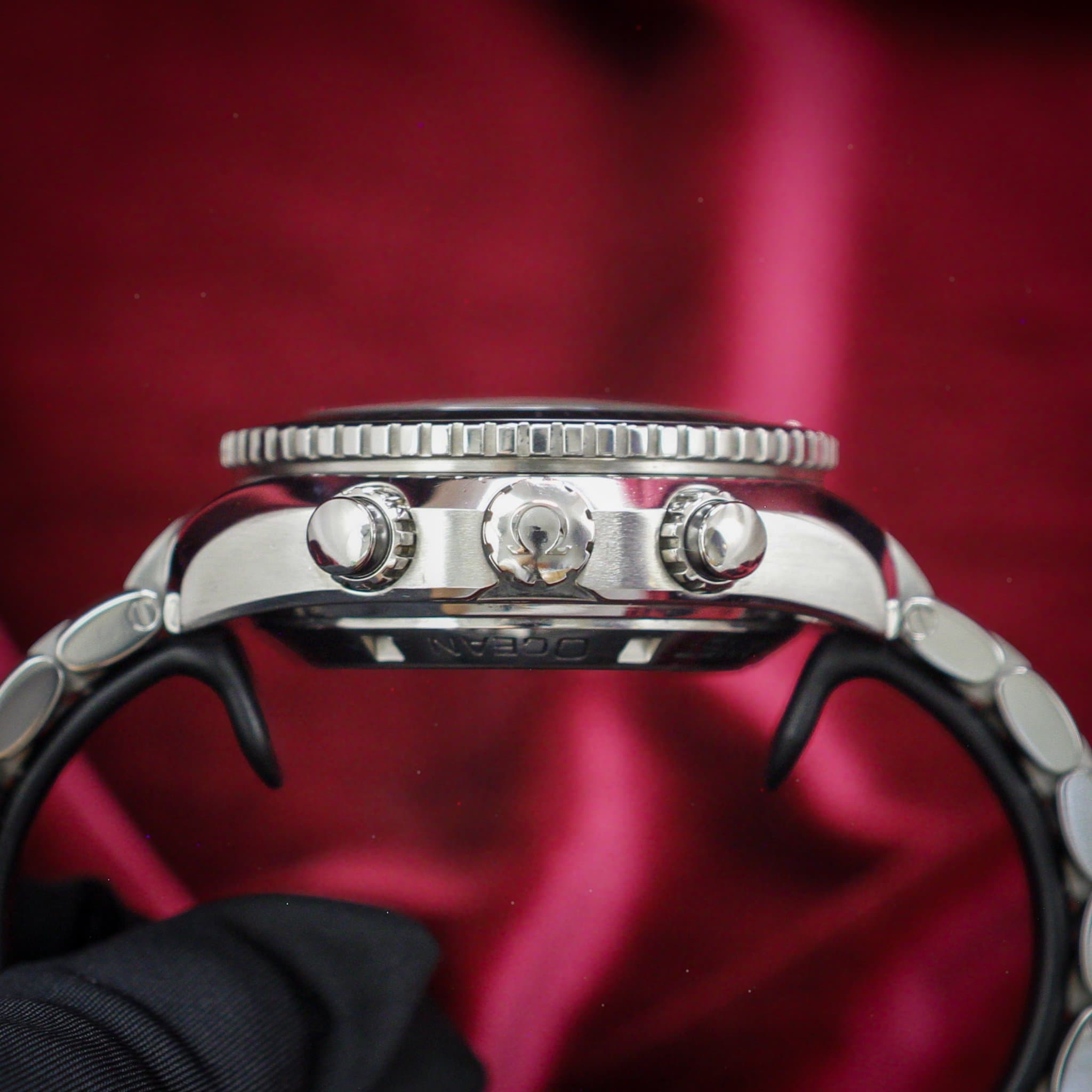 Omega Seamaster Planet Ocean Chronograph (Ref. 232.30.46.51.01.003) — photo 8