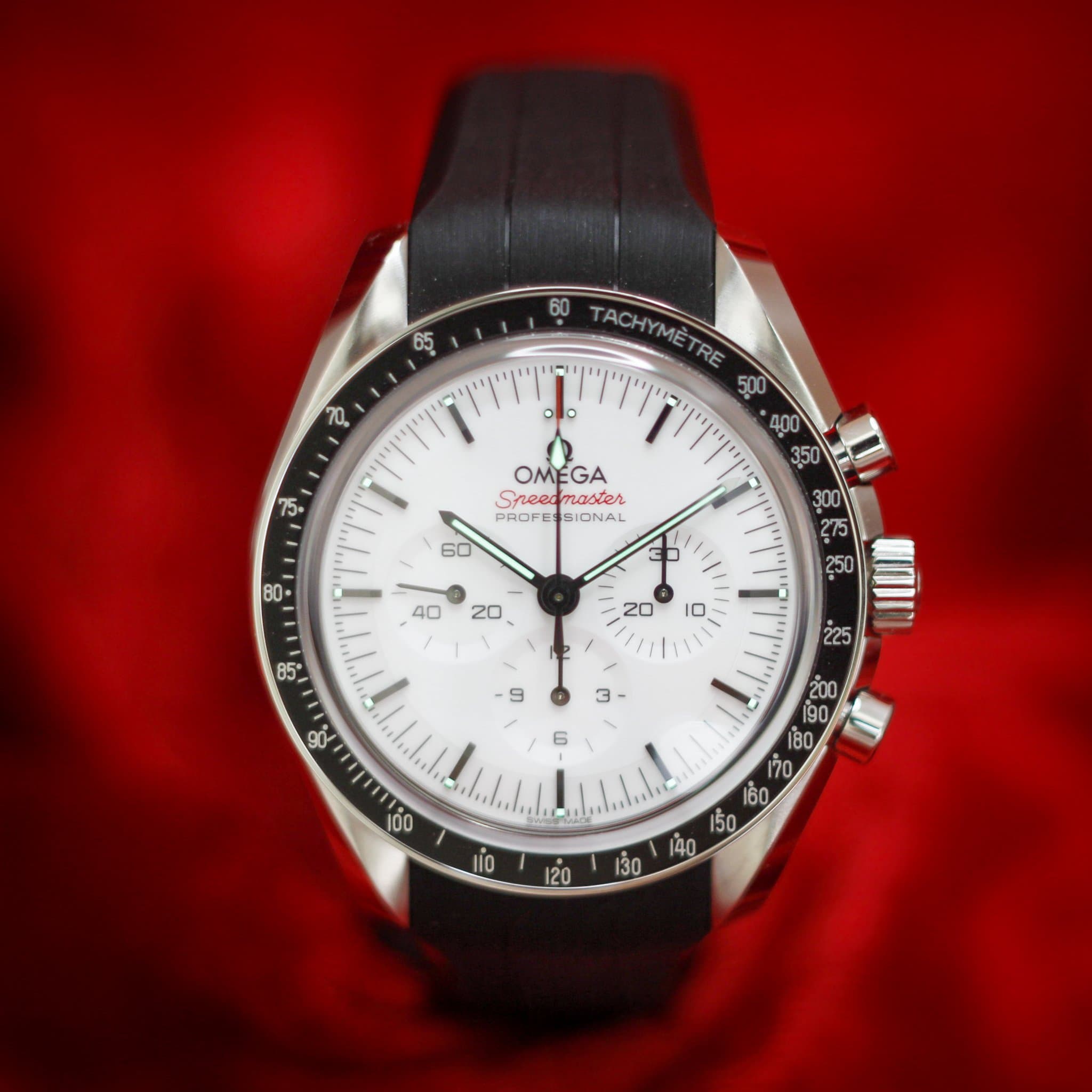 Omega Speedmaster Professional Moonwatch (Ref. 310.32.42.50.04.001) — photo 2