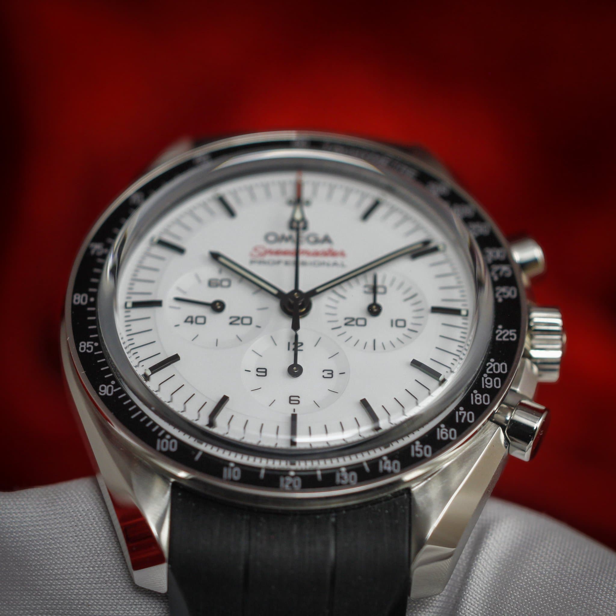 Omega Speedmaster Professional Moonwatch (Ref. 310.32.42.50.04.001) — photo 5