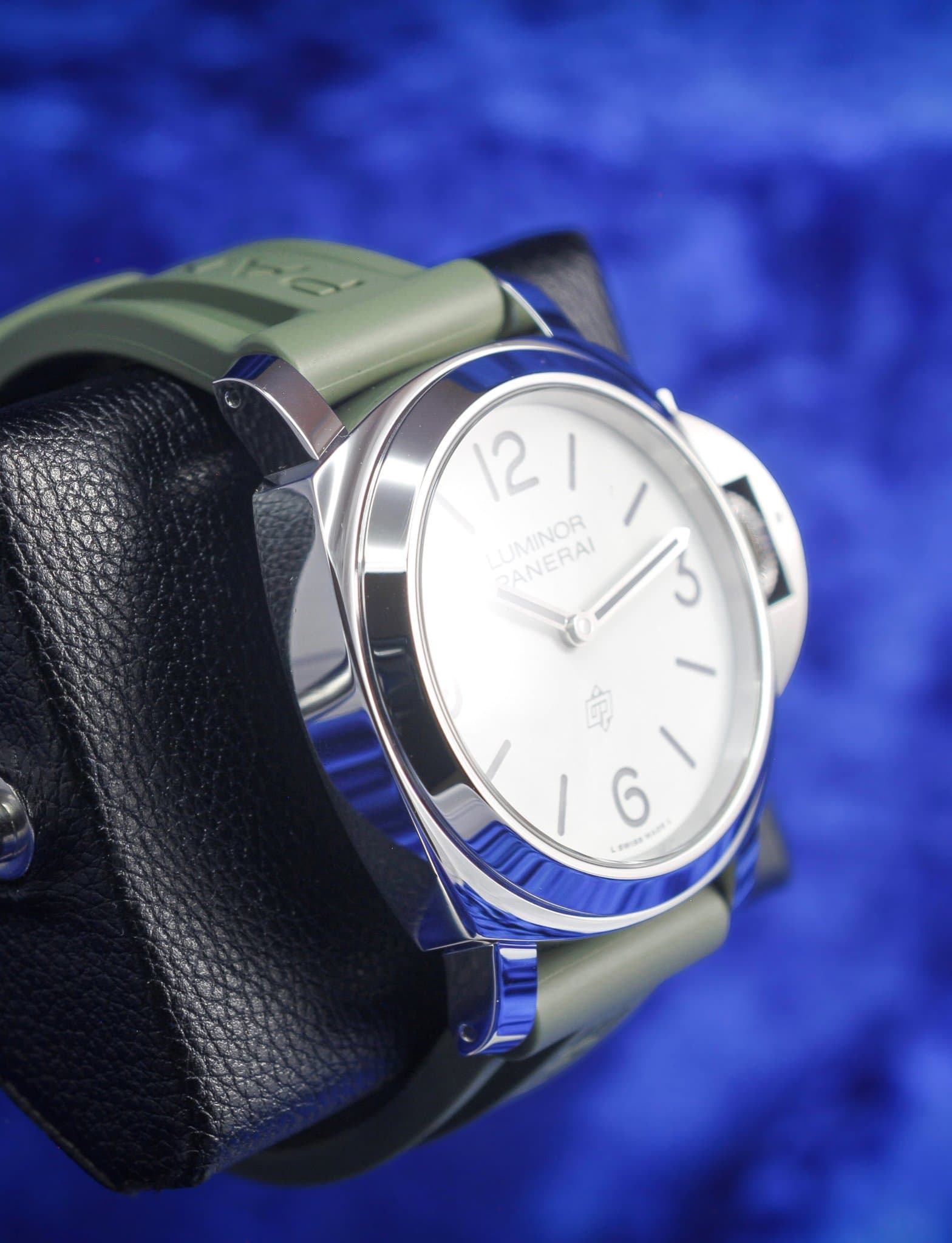 Panerai Luminor Base Logo (Ref. PAM 01087) — photo 4
