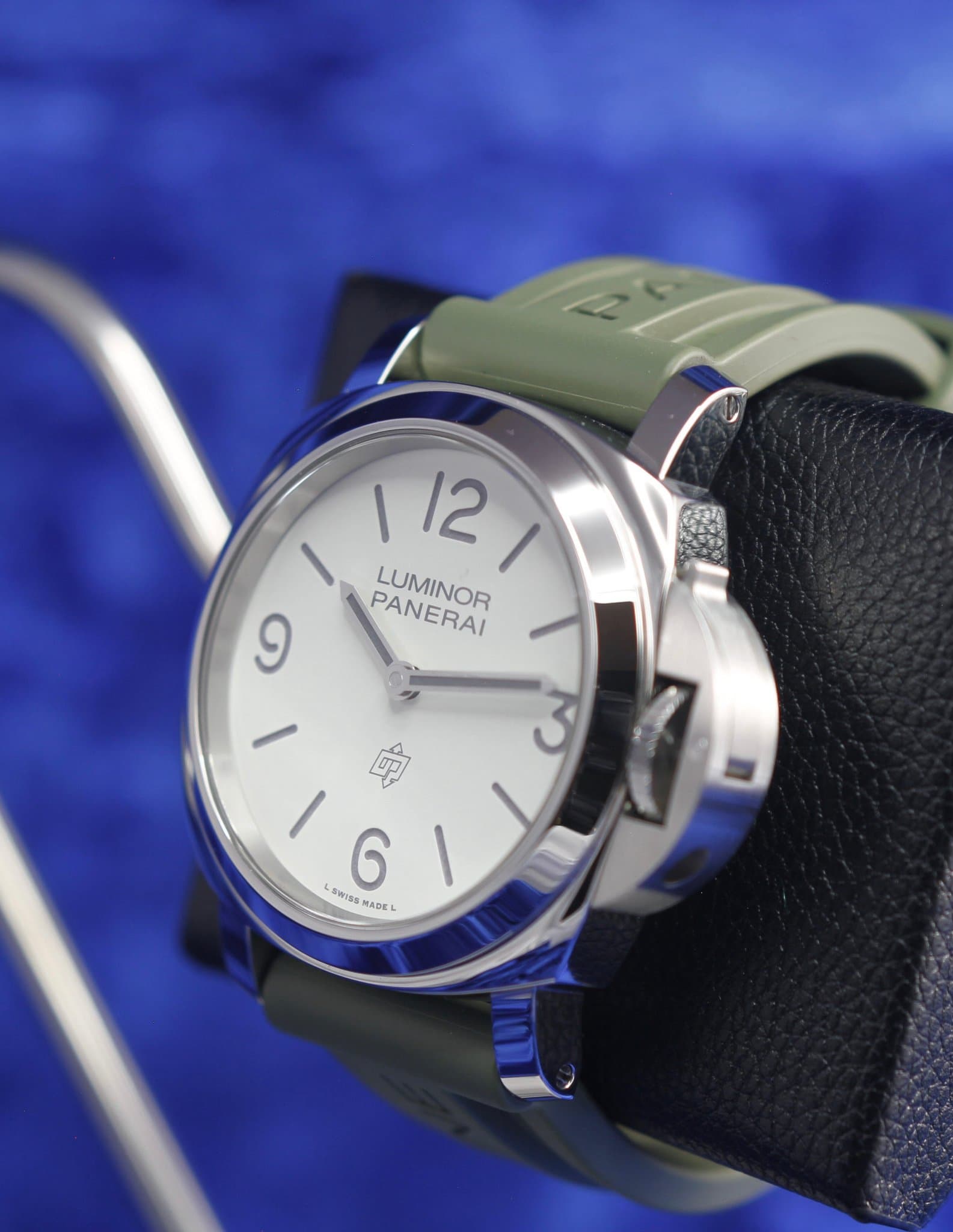 Panerai Luminor Base Logo (Ref. PAM 01087) — photo 3