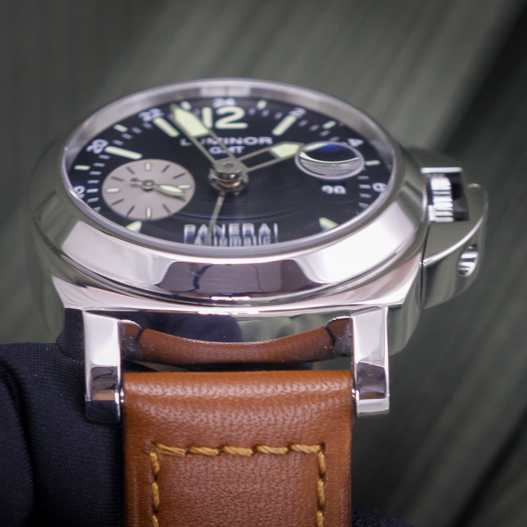 Panerai Luminor (Ref. PAM00088) — photo 4