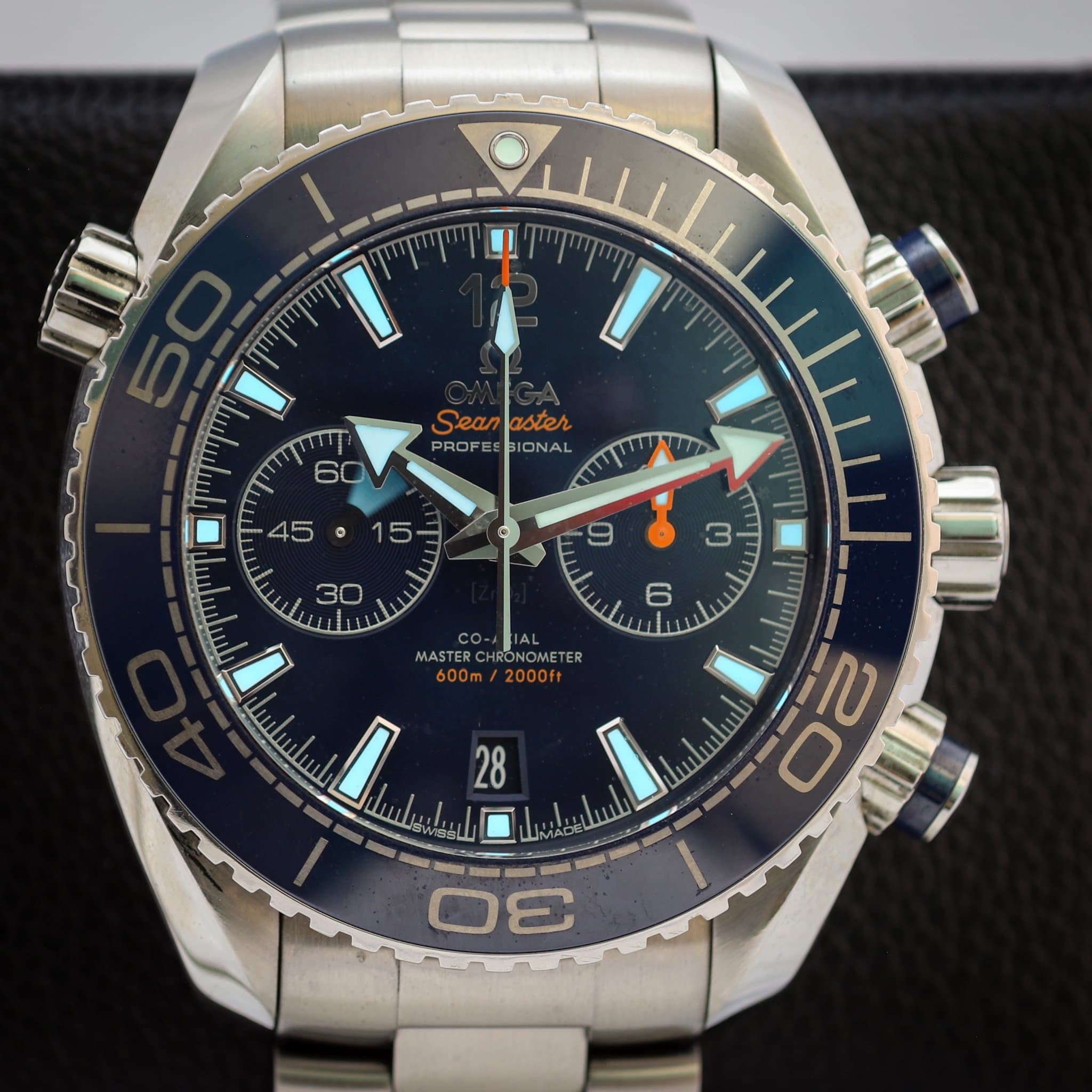 Omega Seamaster Planet Ocean (Ref. 215.30.46.51.03.001) — photo 2