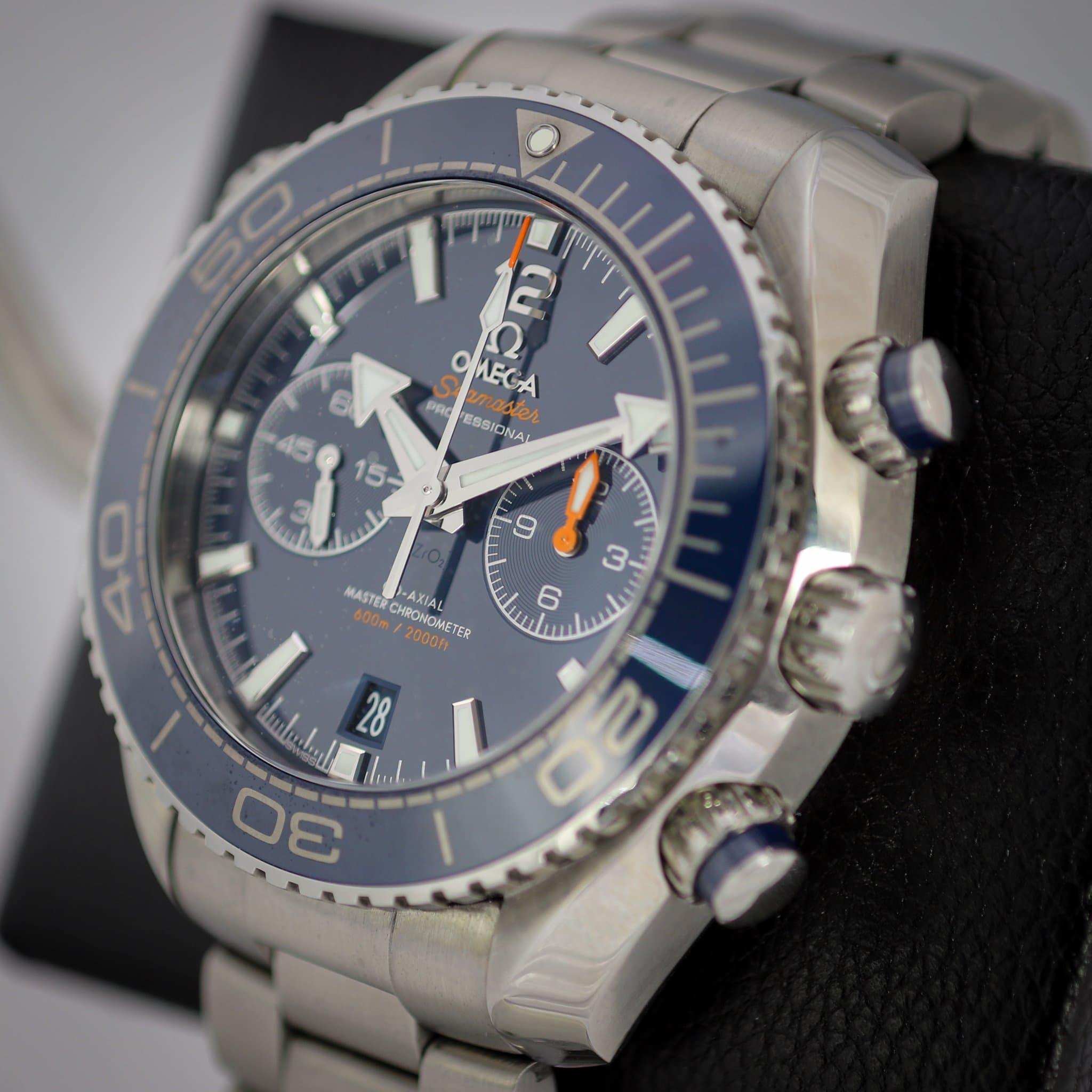 Omega Seamaster Planet Ocean (Ref. 215.30.46.51.03.001) — photo 4