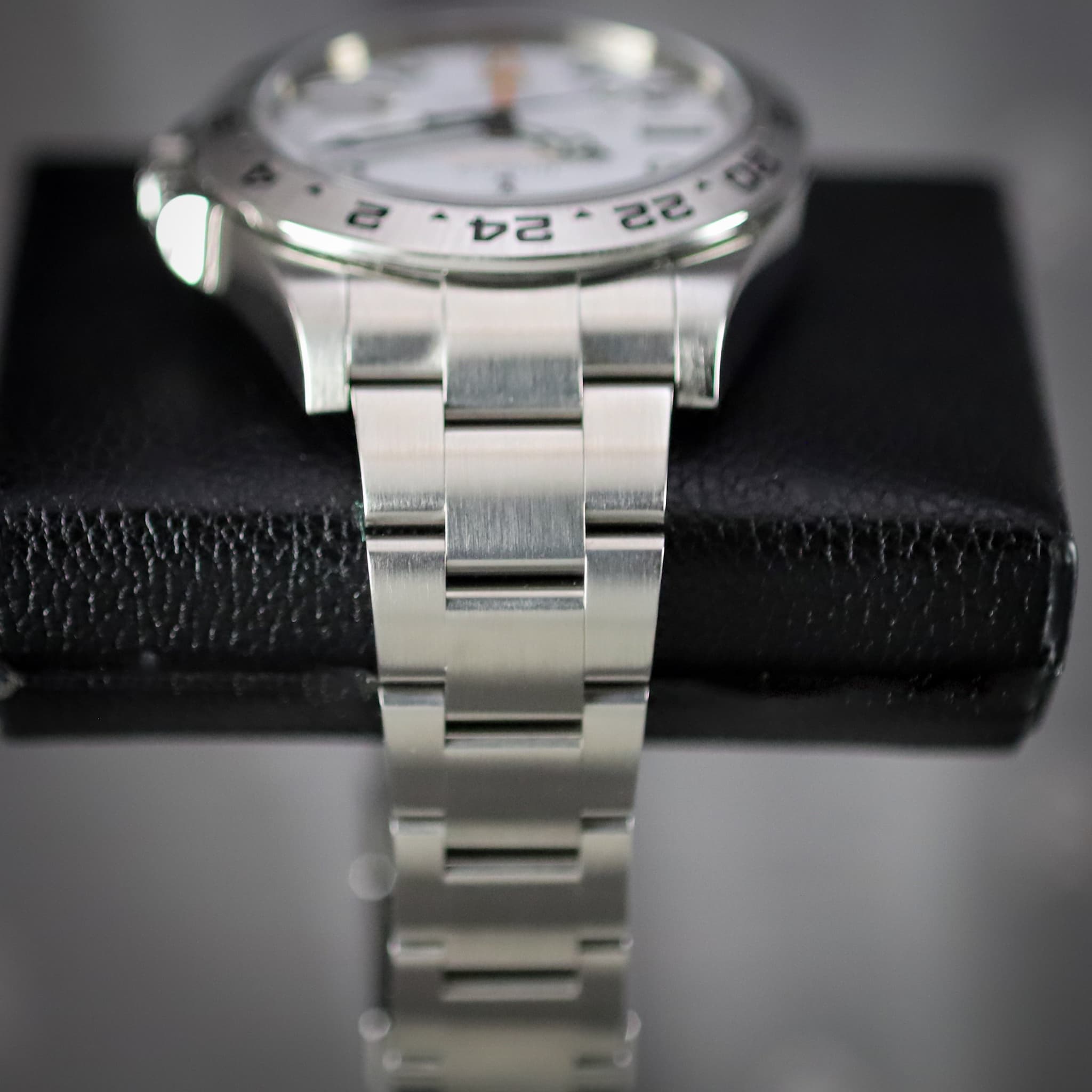 Rolex Explorer II (Ref. 216570-0001) — photo 6